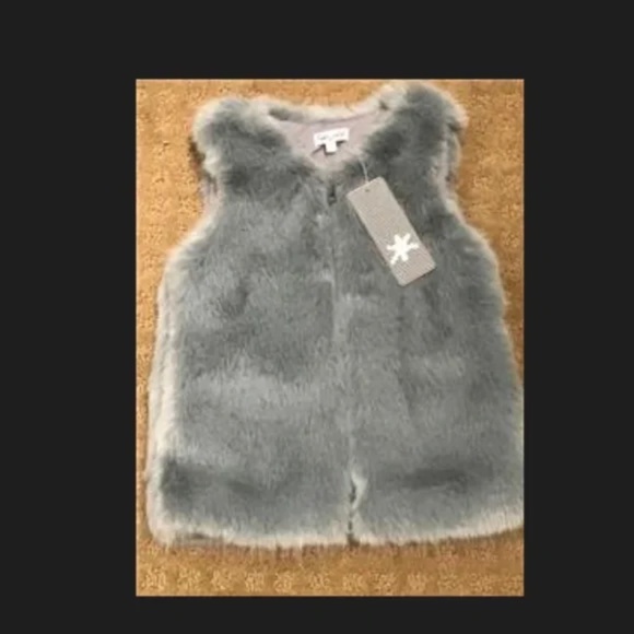 NEW TODDLER GIRL 3T FAUX FUR VEST JACKET FULL ZIP BY SPLENDID NWT - Picture 2 of 6